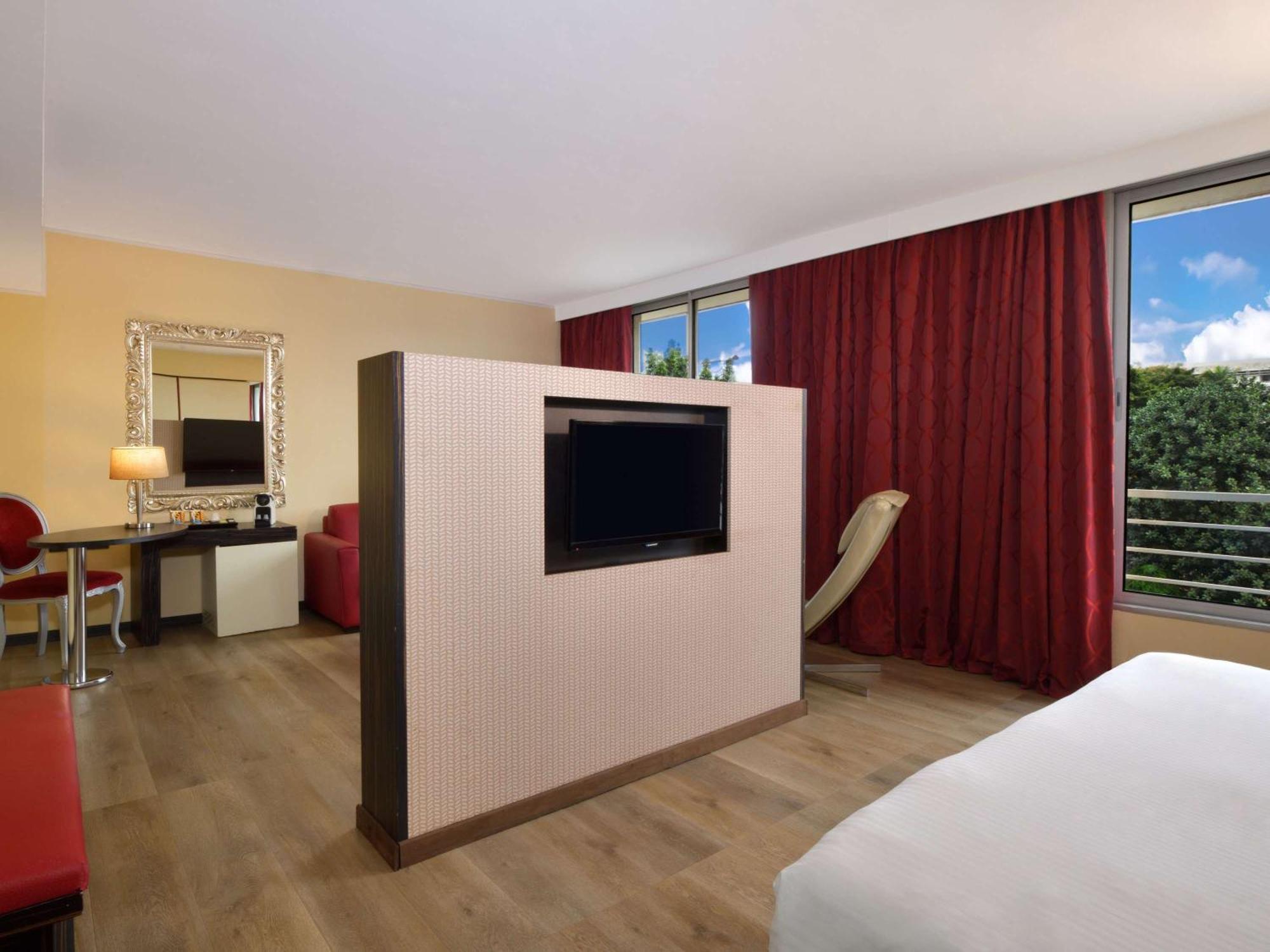 Pullman Kinshasa Grand Hotel Εξωτερικό φωτογραφία